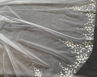 Voile de mariée, voile de mariée floral, longueur de valse de broderie de voile rendra l'image de la mariée inoubliable