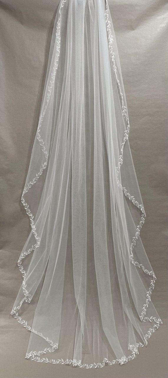 Veil perls Embroidery veil/ flower pearl veil/fingertip flower veil pearl/ veil cathedral veil wedding veil boho style veil