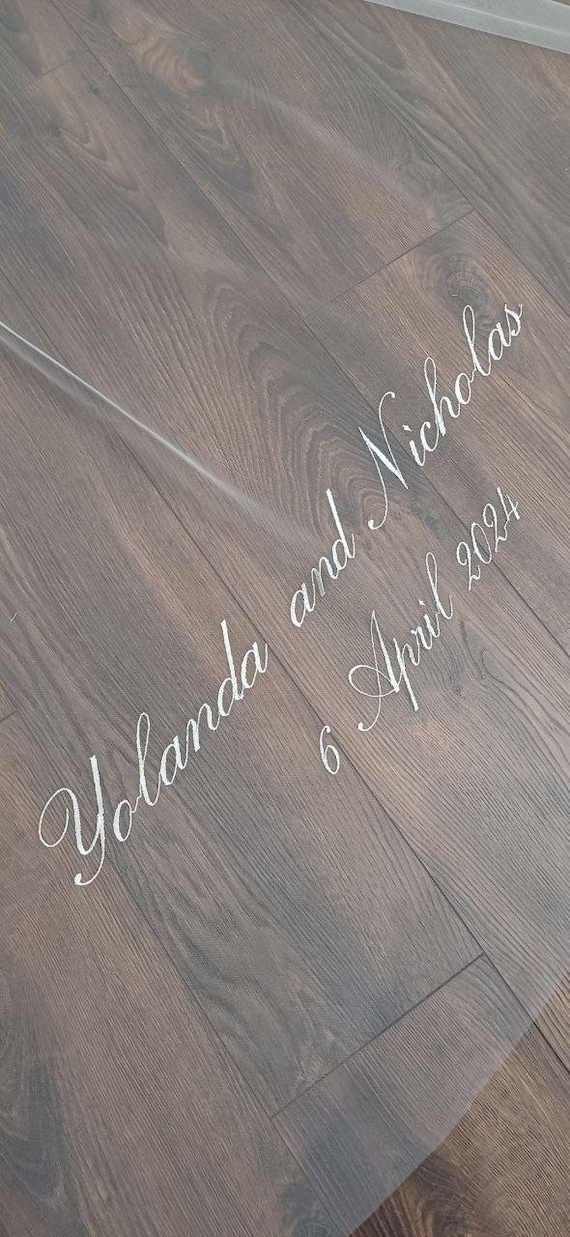 Wedding veil, Elegant veil, Classic Wedding Veil with Custom Embroidered Initials and Date