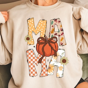 Fall Mama shirt PNG bruin geruite herfst pompoen patch sublimatie ontwerp, Cozy Mama SVG, Coquette Mama sublimatie downloaden, Instant Download