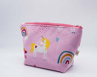 Unicorn toiletry bag for young girls, makeup bag, travel cosmetic bag, unicorn gift, gifts for girls, unicorn bag for children