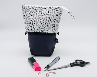 Pop-up pencil case, large pencil case, pen holder for desk, gift idea for students, handlettering accessories