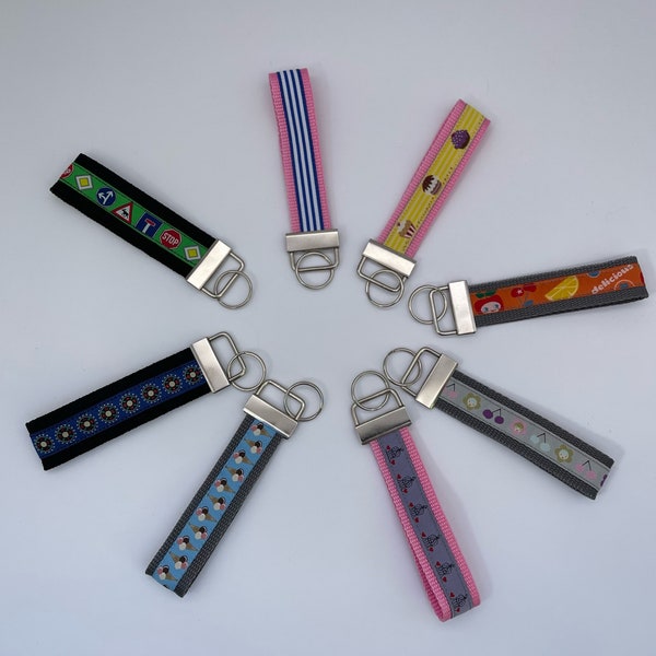Schlüsselanhänger Gurtband Webband, kleine Geschenke für Kollegen, Geschenke zum Ruhestand, Schlüsselband handmade, Geschenke für Jungs