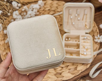 Caja de joyería personalizada • Recuerdos de boda • Caja de joyería de viaje de terciopelo con nombre personalizado • Regalo personalizado de dama de honor • Regalo de cumpleaños