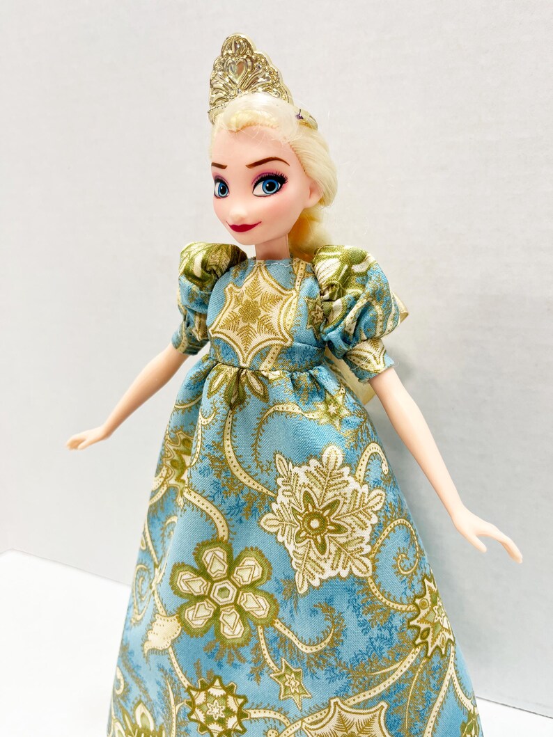 OOAK Rescue Doll - Disney Inspired Queen Elsa Christmas Morning bild 3