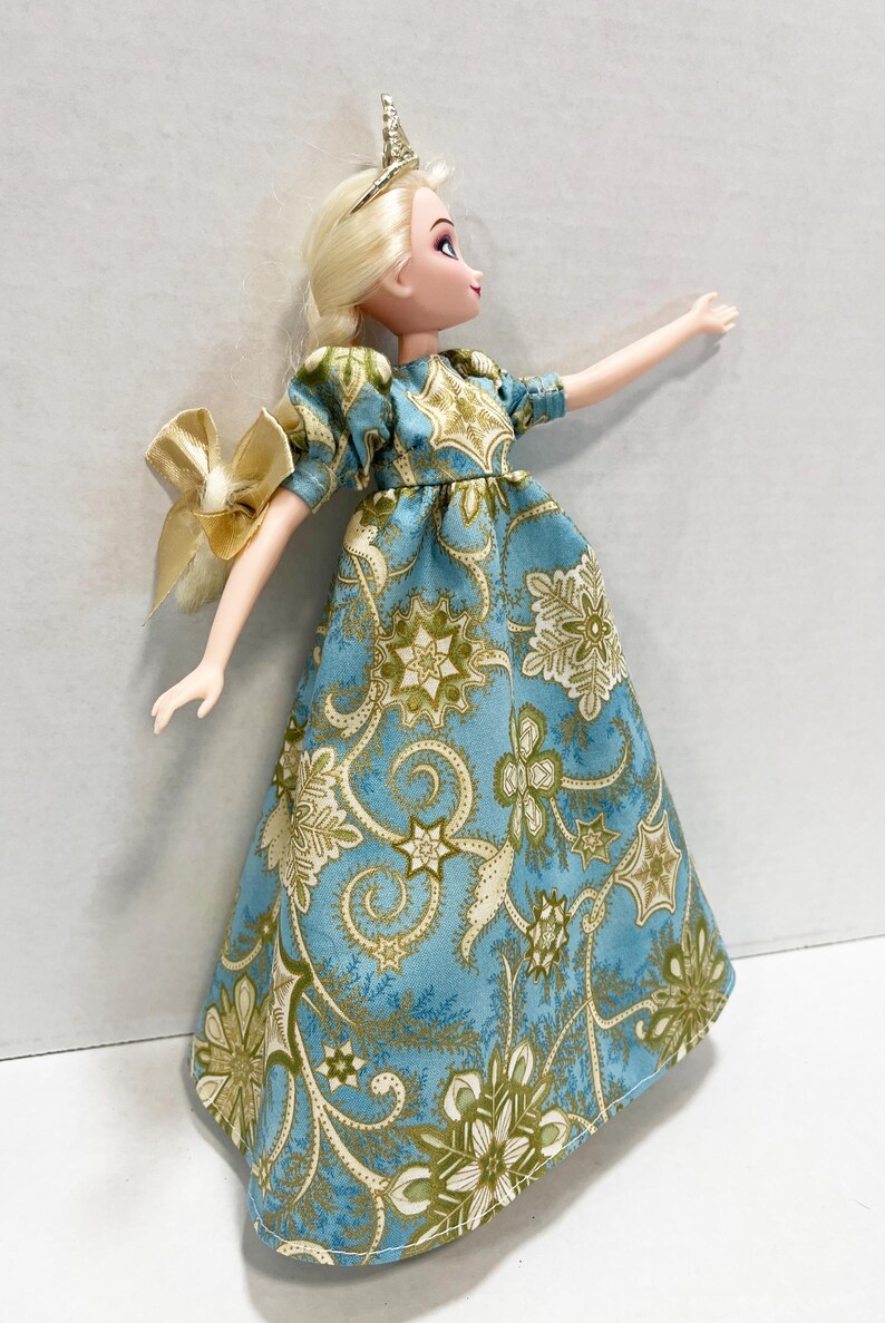 OOAK Rescue Doll - Disney Inspired Queen Elsa Christmas Morning bild 9