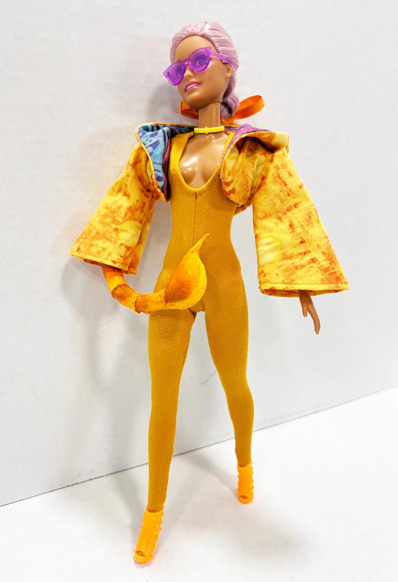 OOAK Rescue Doll - The Stinger Bild 8