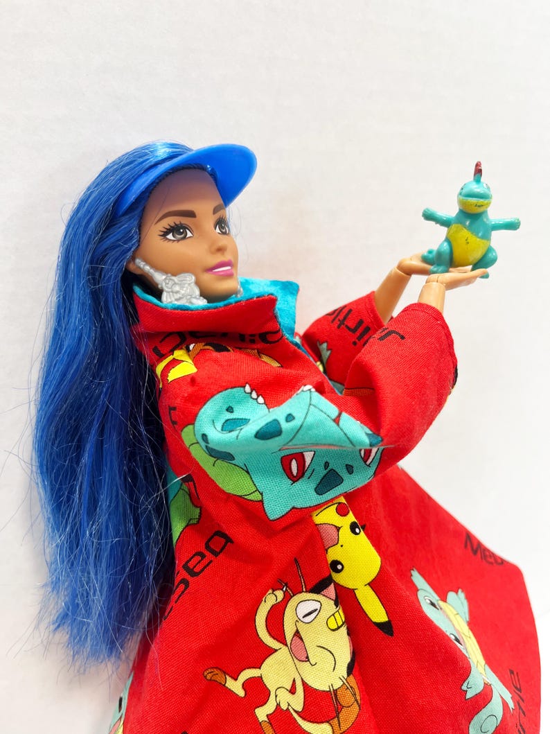 OOAK Rescue Doll - Pokemon Inspired Water Type Trainer with Squirtle and Croconaw bild 11