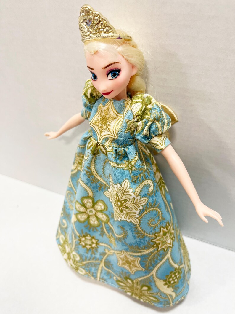 OOAK Rescue Doll - Disney Inspired Queen Elsa Christmas Morning bild 11