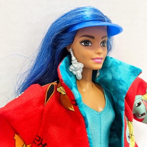 OOAK Rescue Doll - Pokemon Inspired Water Type Trainer with Squirtle and Croconaw bild 2