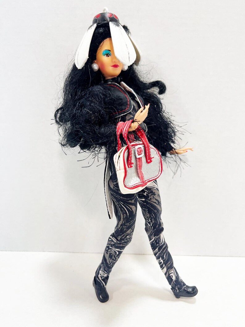 OOAK Rescue Doll - The Fly Woman zdjęcie 6