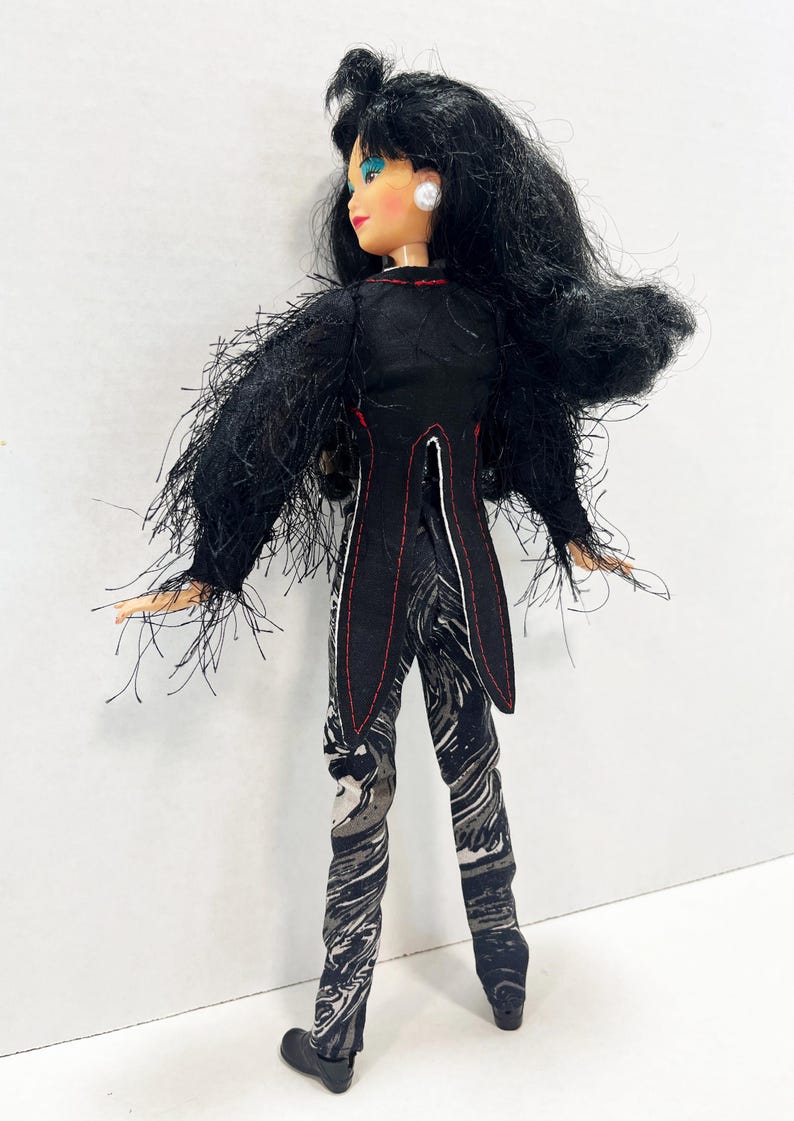 OOAK Rescue Doll - The Fly Woman zdjęcie 18