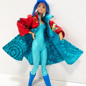 OOAK Rescue Doll - Pokemon Inspired Water Type Trainer with Squirtle and Croconaw bild 5