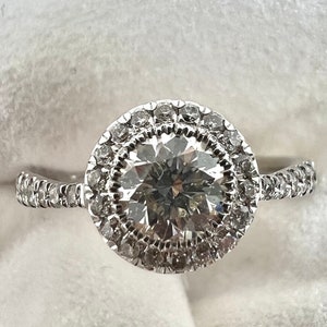 18K White Gold Round Center Diamond Ring - Vintage, Estate- Engagement Ring - Fine Jewelry