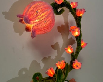 Handgjord Suzuran-blommor nattlampa: Unik borddekoration