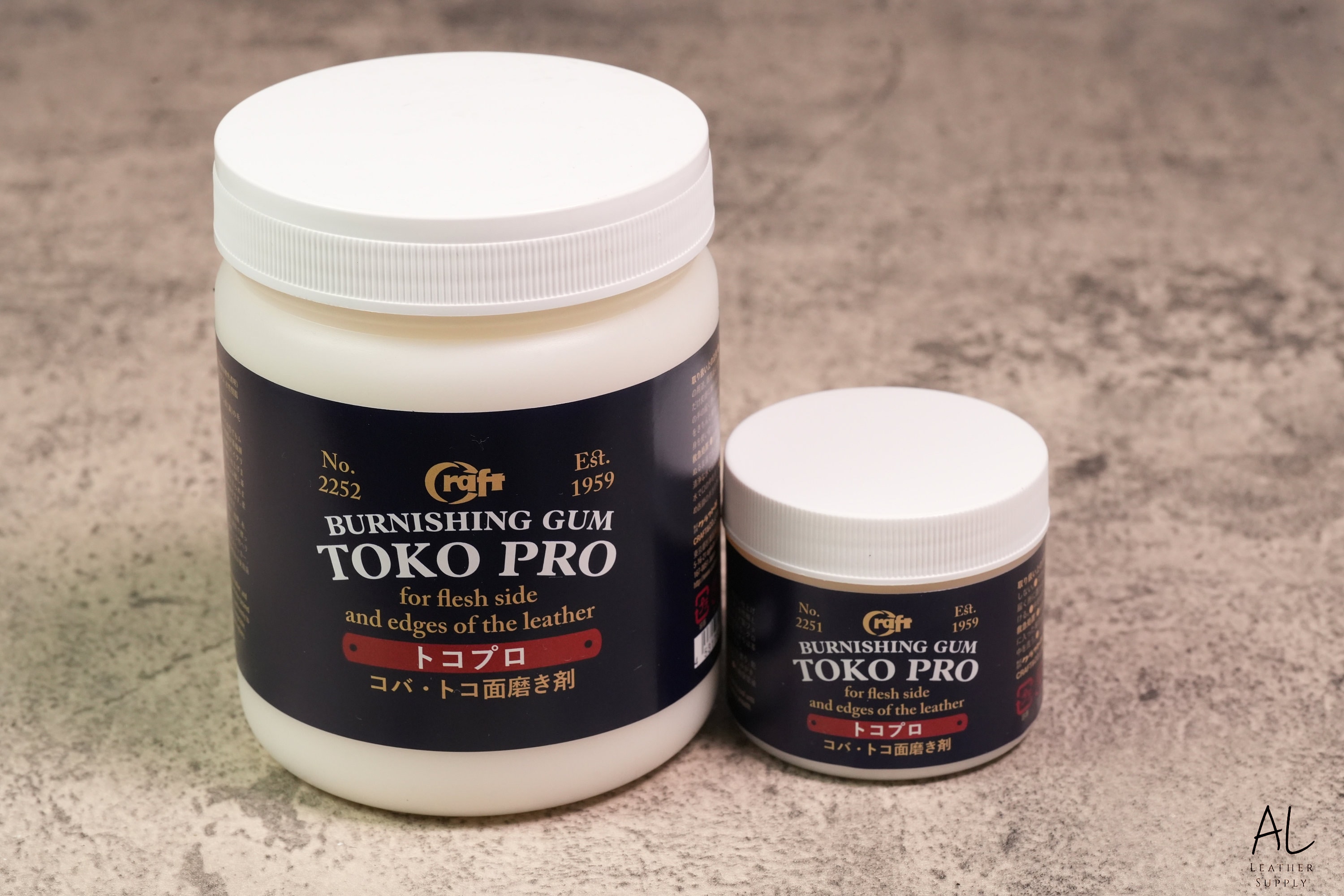 Toko Pro/Tokonole Leather Burnishing Gum 100g (for flesh side and edges of  the leather), Made in Japan.(Dries Clear)