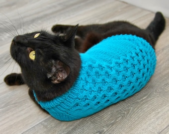 NEW PATTERN Knitted Cable Aran Cat Sweater &quot;Dragon Scales&quot;, Printable PDF Diy Jumper for Small Dog or Sphynx cat, Pet Clothes for Kitten