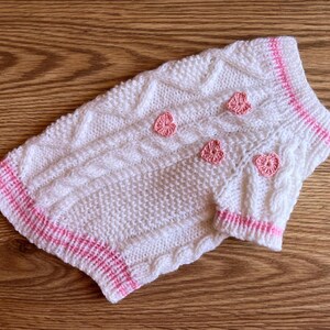 Handgestrickter Katzenpullover Midnights, Taylor Cat Cardigan, Handgestrickter Folklore Zopfmuster Pullover für kleine Hunde, Haustierkleidung für Kätzchen oder Welpen Lover version