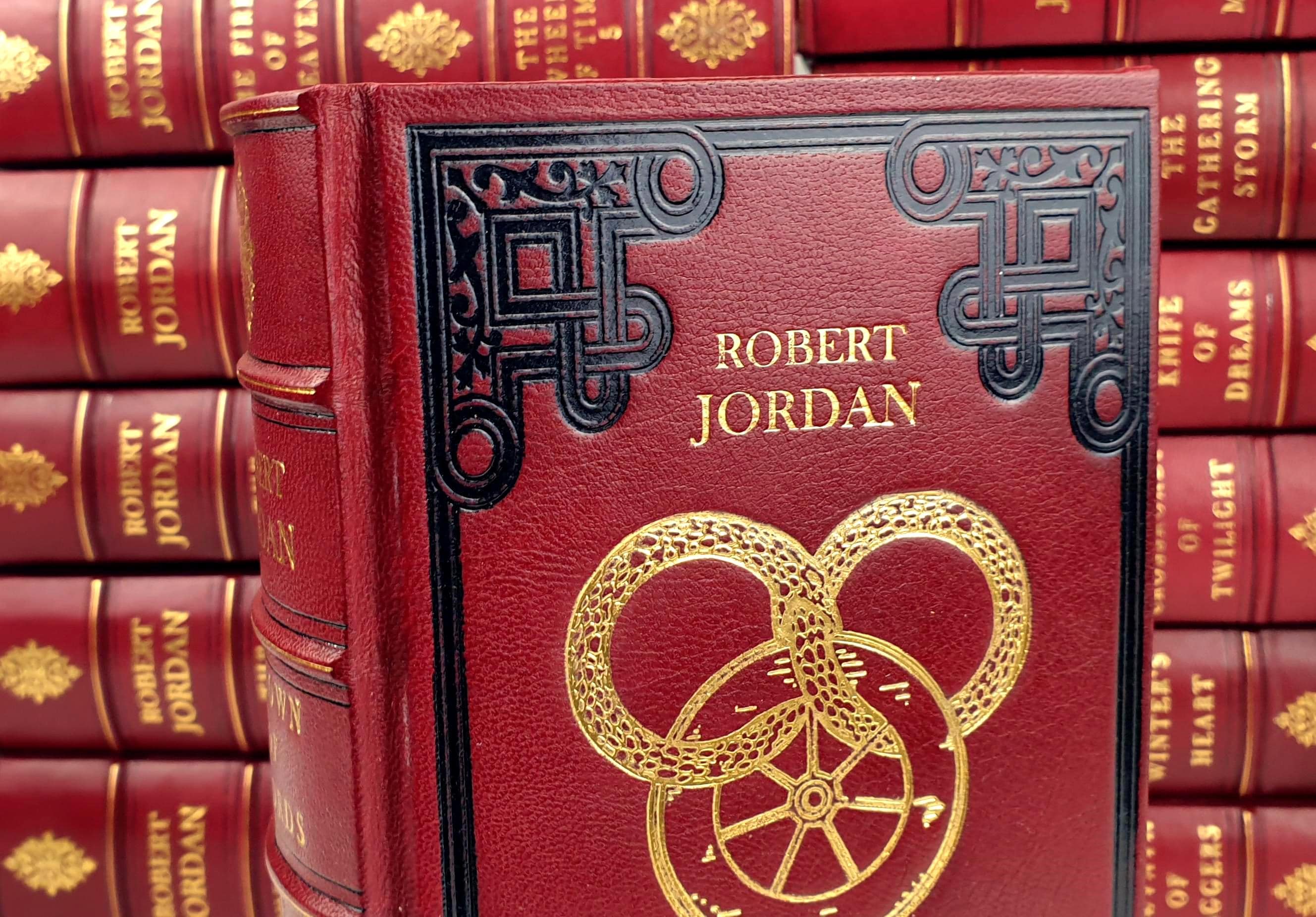 Robert Jordan's Wheel of Time: Leather-bound Complete Book Series