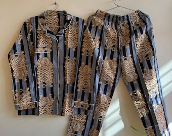 Tiger Print Cotton Pajama Set | Ladies' Sleepwear with Bag