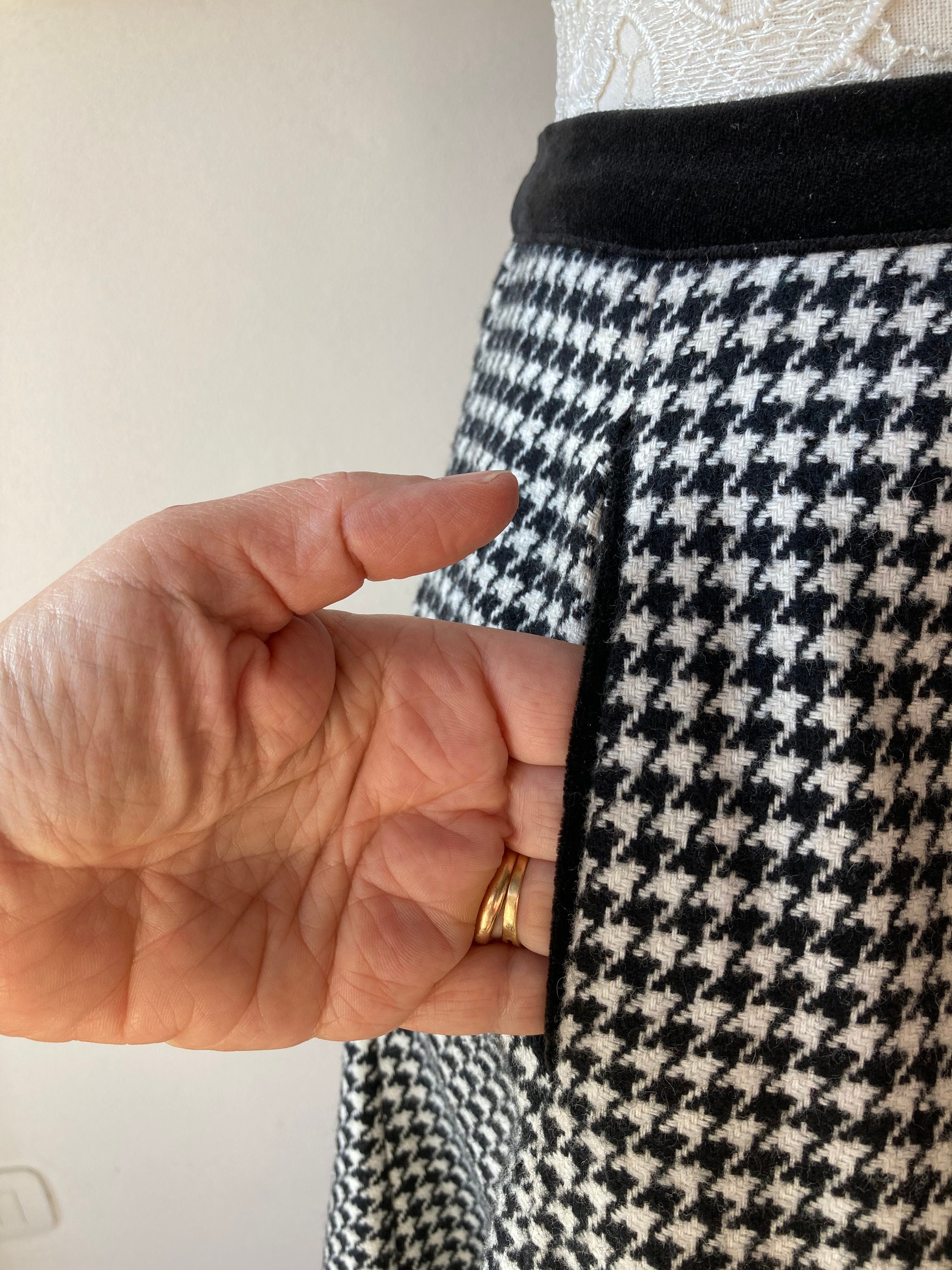 Vintage Skirt 80s Winter Fashion Pied De Poule Wool Houndstooth Pattern ...