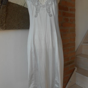 Vintage Petticoat 1960s Pearl Grey Lace Nightgown