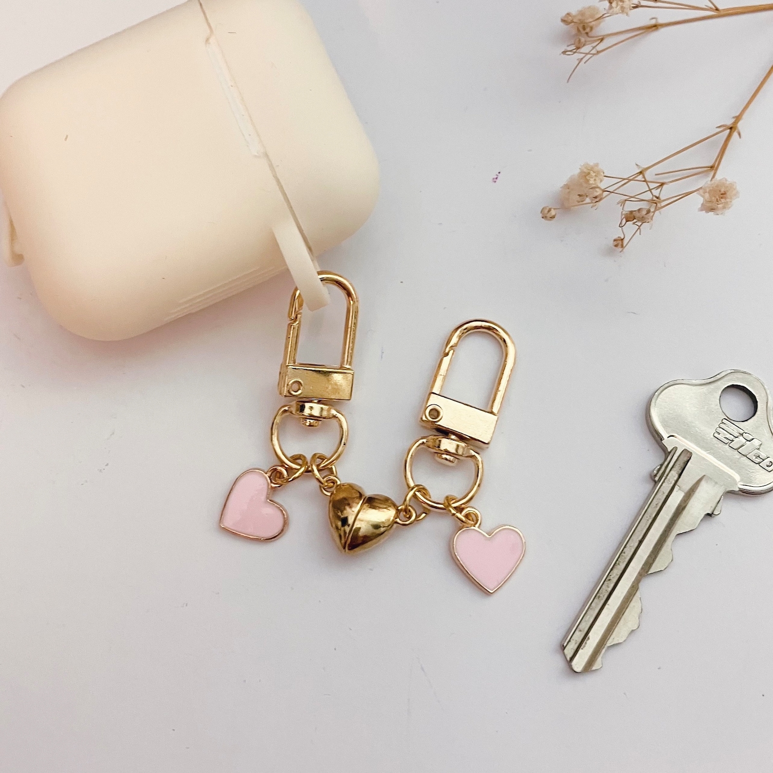 Connecting Magnetic Heart Friendship / Couples Keychain Charms Set ...