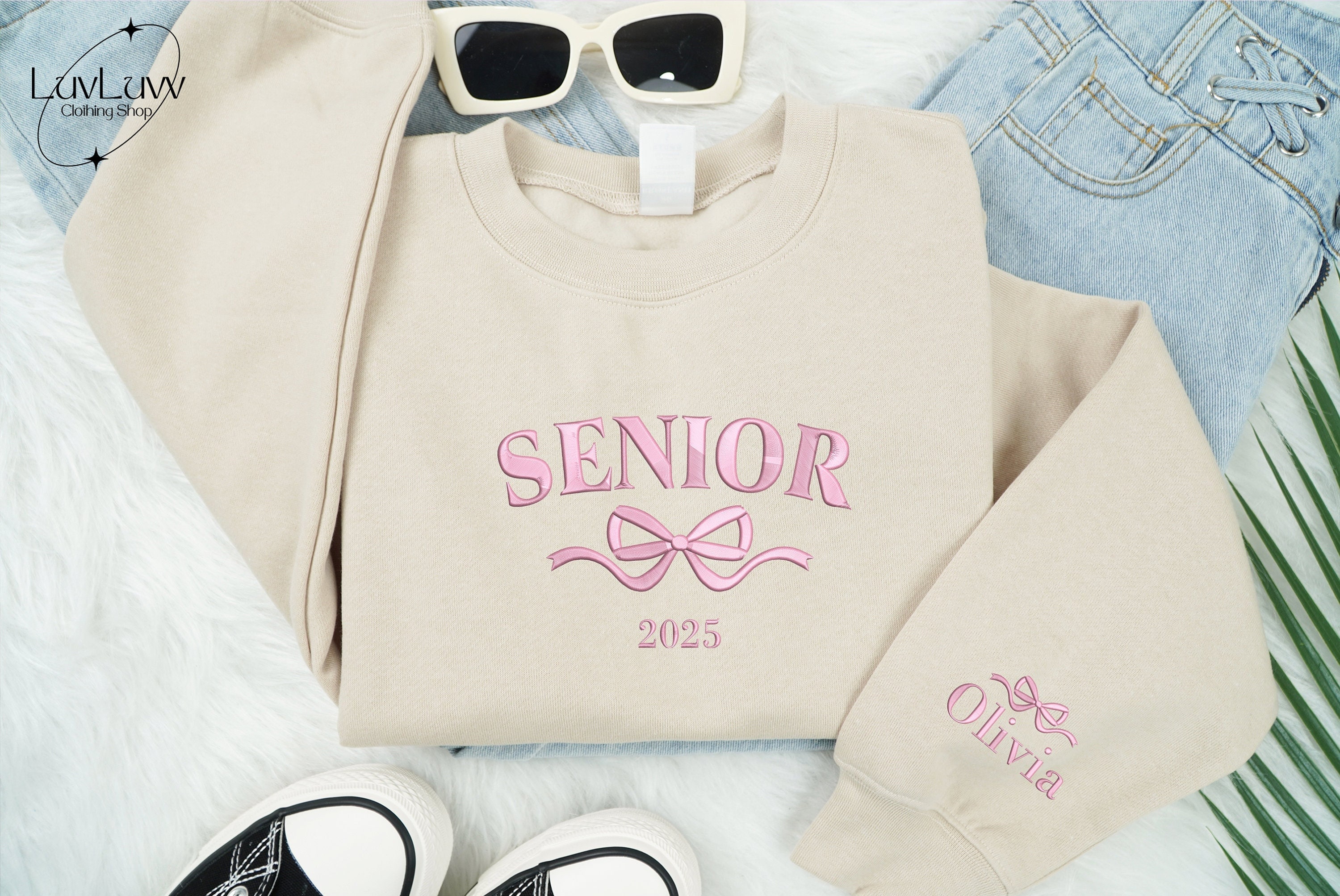 Embroidered Personalized Senior Coquette Bow Sweatshirt, Custom Graduation Sweatshirt, Class of 2025 Shirt, Personalized Senior Sweatshirt
