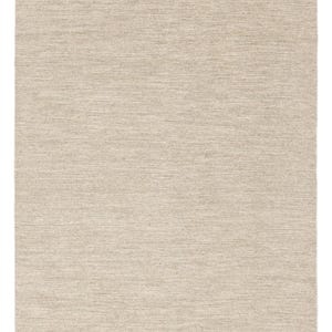 K&ouml;nnte beinhalten: Ein beiger Teppich mit einer dezenten gewebten Textur. Der Teppich hat einen leicht helleren Rand.