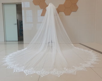 Vintage Cathedral Wedding Veil, Elegant Cathedral Wedding Veil, Lace Applique Wedding Veil, Chapel Veil, Simple One Tier Bridal Veil