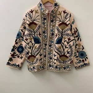 TNT Suzani Embroidery Bomber Jacket, Winter Jacket Coat, Women&#39;s Coat, Suzani Short Jacket, Soft Suzani Coat, Street Short Jacket