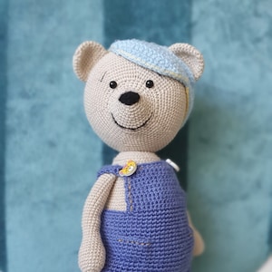 Gehäkelte Bärenpuppe, handgestrickt. Amigurumi Bärenpuppe. Bärenpuppe zur Dekoration. Gestrickte Bärenpuppe als Geschenk!