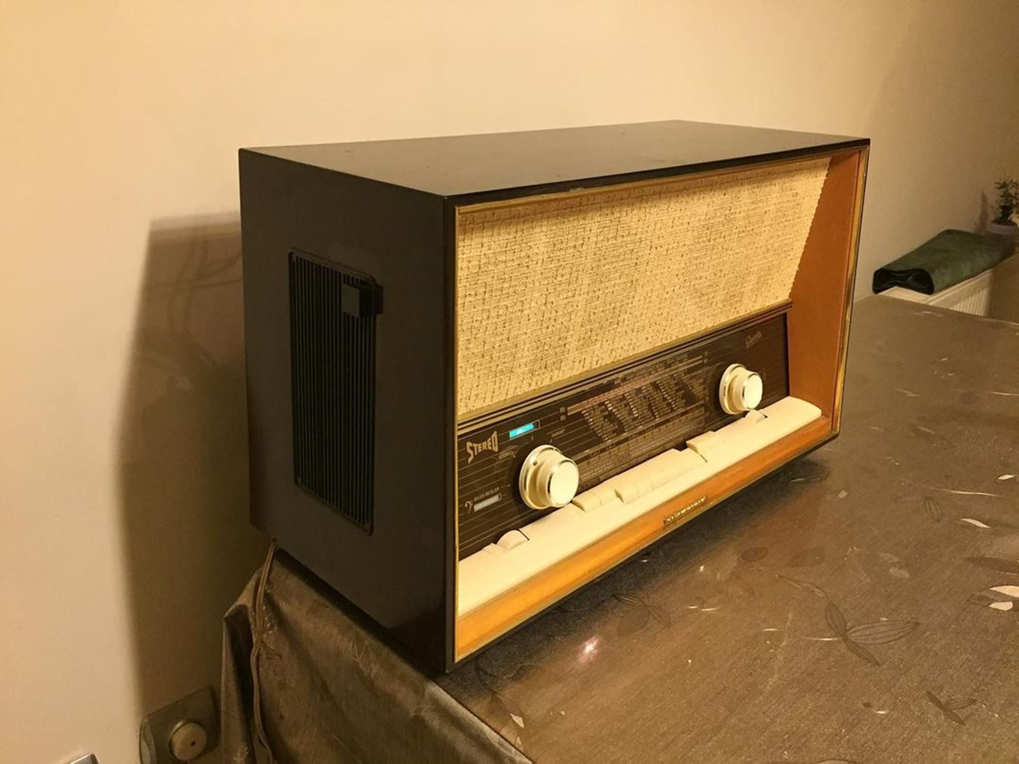 Graetz Melodia 1017 Radio | Vintage Radio | Orjinal Old Graetz Melodia 1017 Radio | Vintage Radio | Orjinal Old