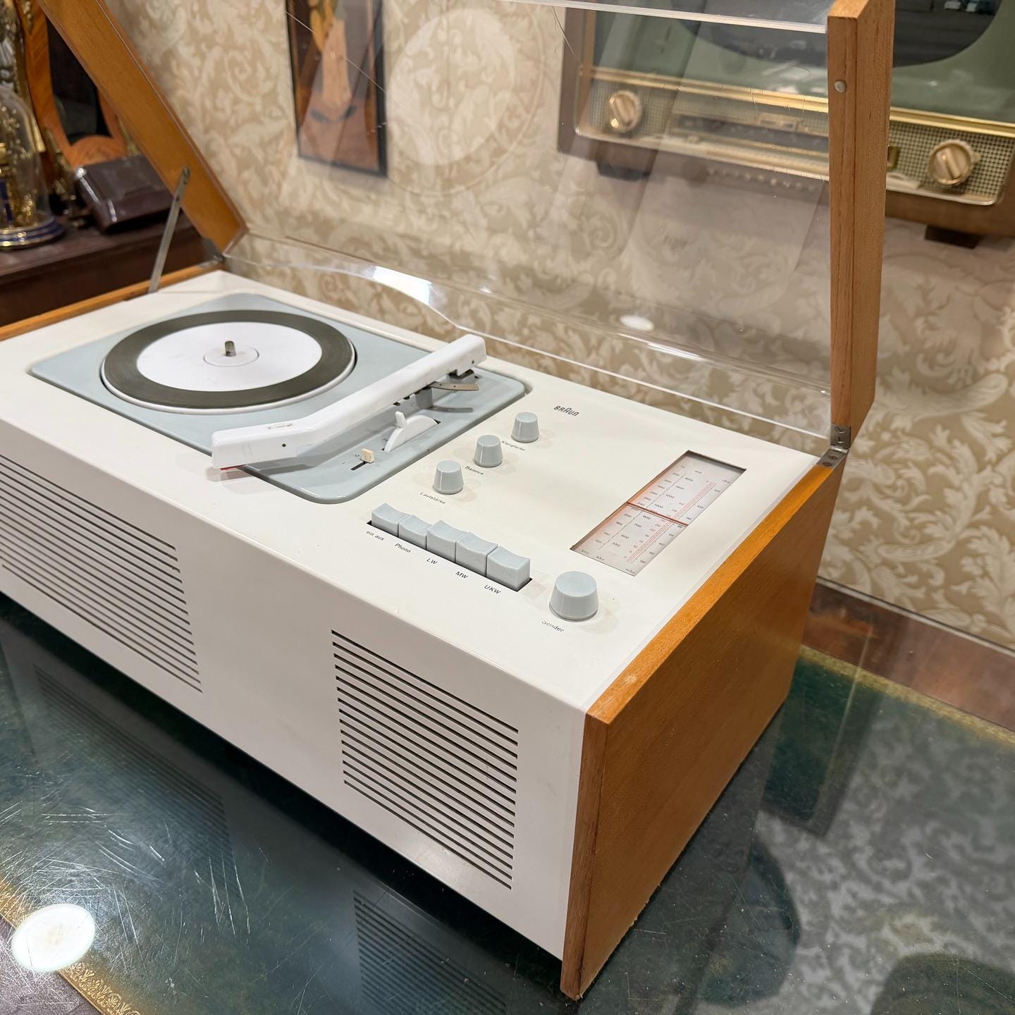 Braun SK 5 Vintage Tube Radio Turntable Console With Original FM