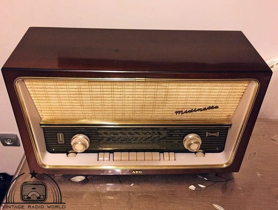 Radio AEG Midinette 61 / Radio vintage / Vecchia radio originale / Radio /  Radio a lampada / Radio AEG -  Italia