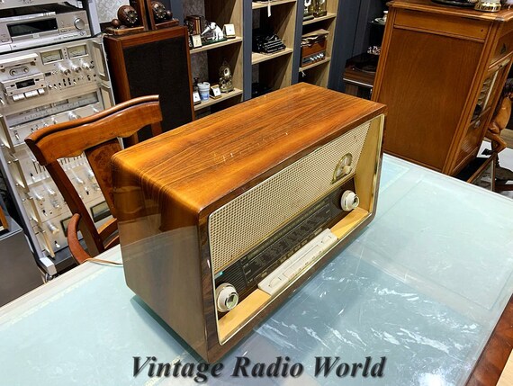 Loewe Opta Magnet | Vintage Radio | Orjinal Old Radio | Antique