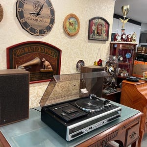 Antique Dual KA 360 Turntable with FM Radio, Cassette Player, Original CL 240 Speakers, Fully Automatic, Excellent Condition