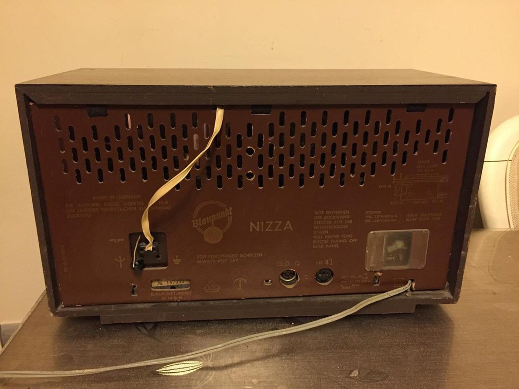 空冷ワーゲン BLAUPUNKT VINTAGE AM/FMラジオ 空冷ワーゲン BLAUPUNKT VINTAGE AM/FMラジオ - メルカリ