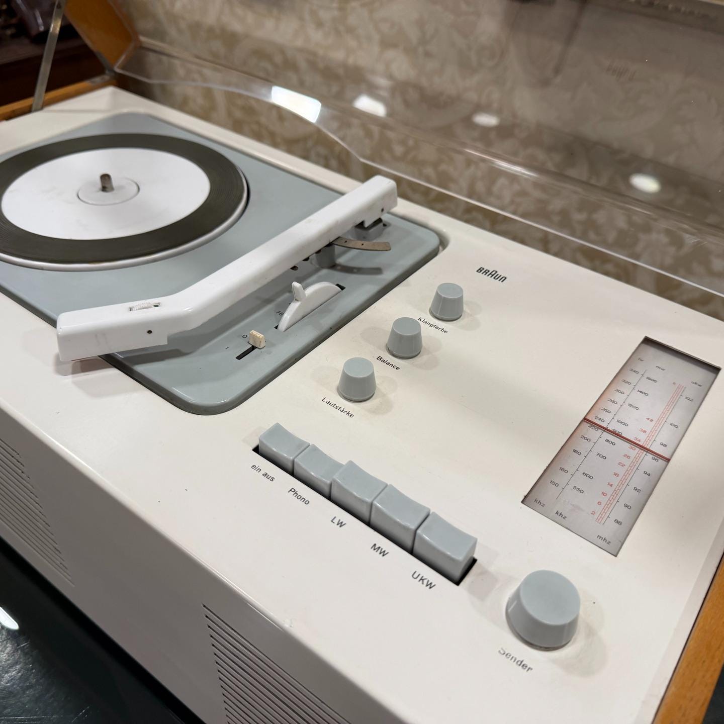 Braun SK 5 Vintage Tube Radio Turntable Console With Original FM