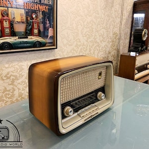 Loewe Opta Bella | Vintage Radio | Oiginal Old Radio | Radio | Lamp Radio | Loewe Opta Bella fm Radio