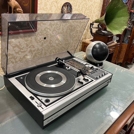 Grundig Studio 1600 FM Radio Turntable | Includes Minerva Sphere