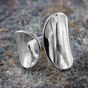 Justerbar damring i 925 sterlingsilver – Blank ring med organisk form – Moderna silversmycken för tumme eller pekfinger