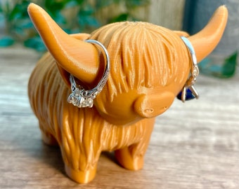 Highland Cow Ring holder, FarmHouse Decor, Jewelry holder, Jewelry Cone, Engagement Ring, Wedding gift, Bride Gift, Engagement Gift,Cow Gift