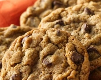 Baker's dozen Chocolate chip cookies