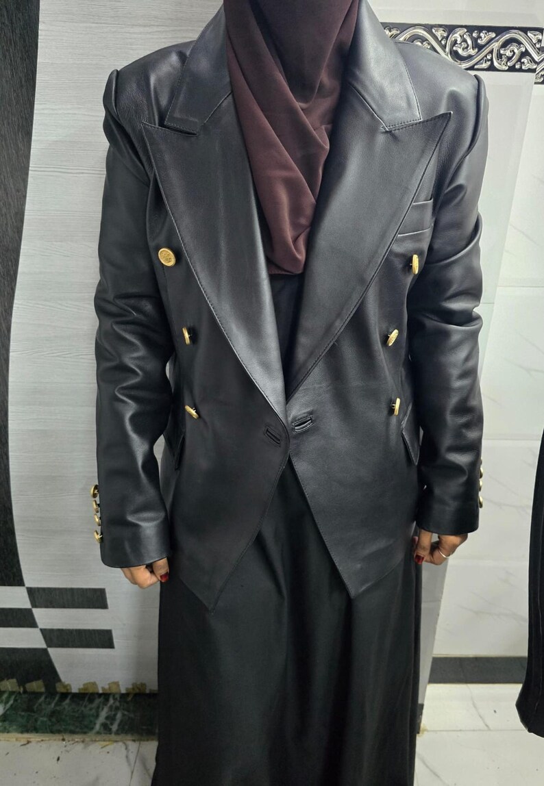 Damen Schwarz Leder BLAZER Designer Zweireihiger Blazer, Ausgefallene Goldene Knöpfe Lammfell Leder Blazer, Damen Blazer Revers Kragen Blazer Bild 6