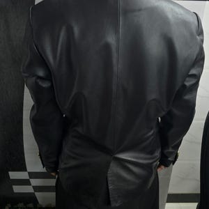 Damen Schwarz Leder BLAZER Designer Zweireihiger Blazer, Ausgefallene Goldene Knöpfe Lammfell Leder Blazer, Damen Blazer Revers Kragen Blazer Bild 7