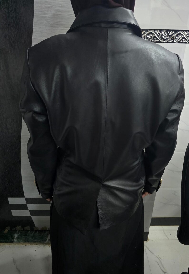 Damen Schwarz Leder BLAZER Designer Zweireihiger Blazer, Ausgefallene Goldene Knöpfe Lammfell Leder Blazer, Damen Blazer Revers Kragen Blazer Bild 7