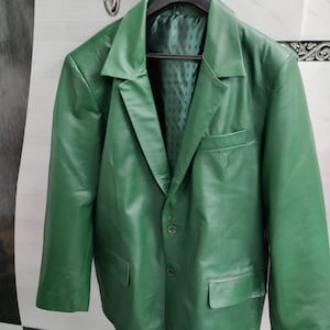 NOORI Men&#39;s GREEN Lambskin Leather Blazer | Casual Wear Blazer With Button Closure | Formal Leather Blazer For Meeting | Best Gift For Him