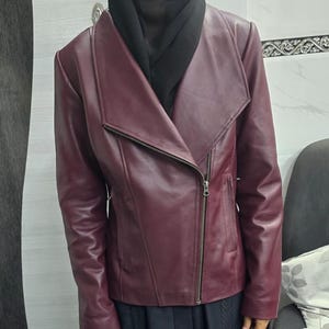 Women's BURGUNDY Leather Jacket, Womens Burgundy Moto Jacket, Handmade Vintage Style Jacket Fully Lined with Polyester, Maroon Bikers Jacket image 4