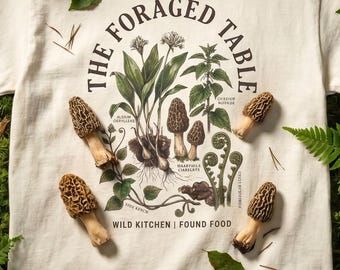 The Foraged Table Mushroom Hunting Shirt botanische illustratie Wild Food Forager cadeau Cottagecore natuurliefhebber kleding Homesteader